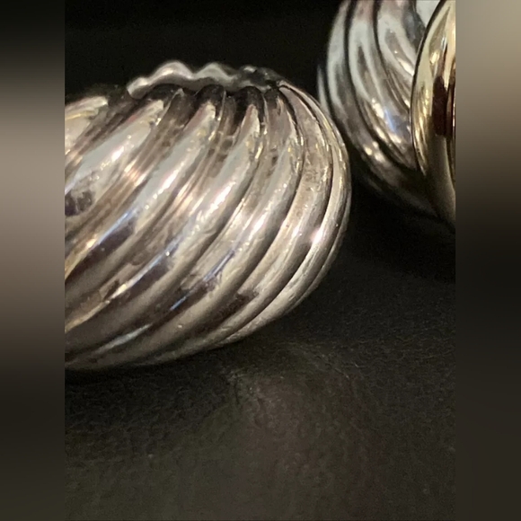 David Yurman 14k 925 Thoroughbred Shrimp Earrings - Picture 14 of 16